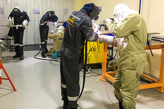 News Titanium Package